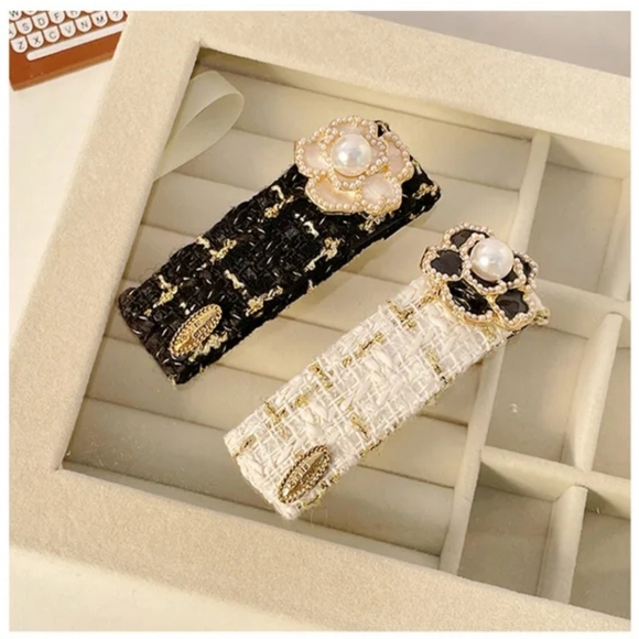 New Set of 2 Fashion Hair Clips - Picture 2 of 2